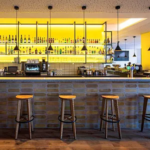Mercure Domaine De Marlioz & Отель